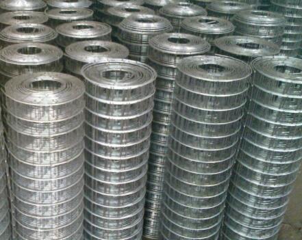 razor wire fence