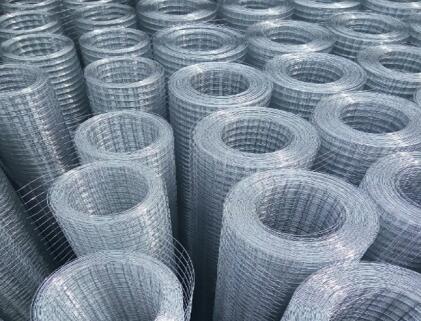 barbed wire fencing cost per foot